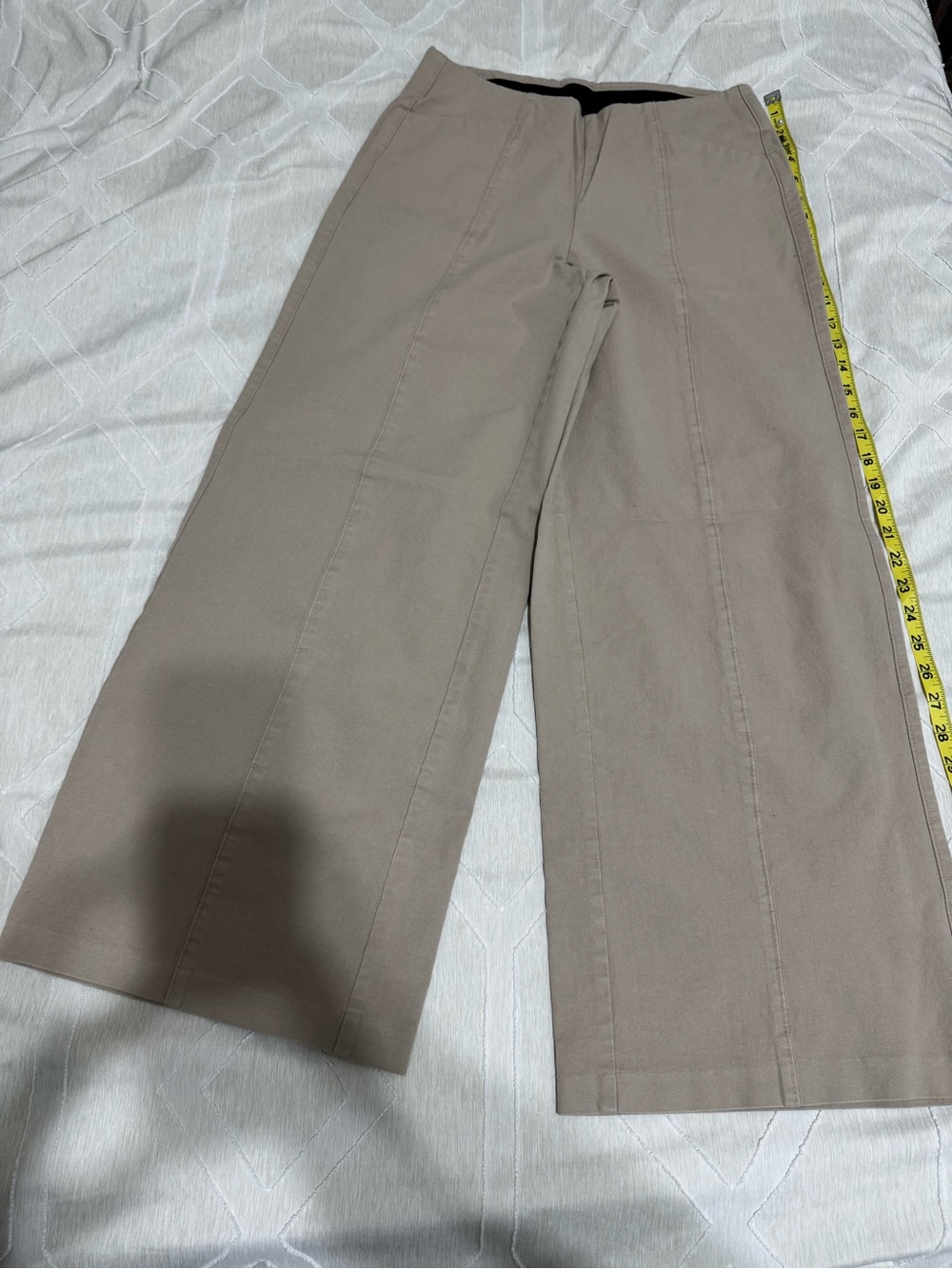 Old Navy Wide-Leg Chinos in Light Taupe
